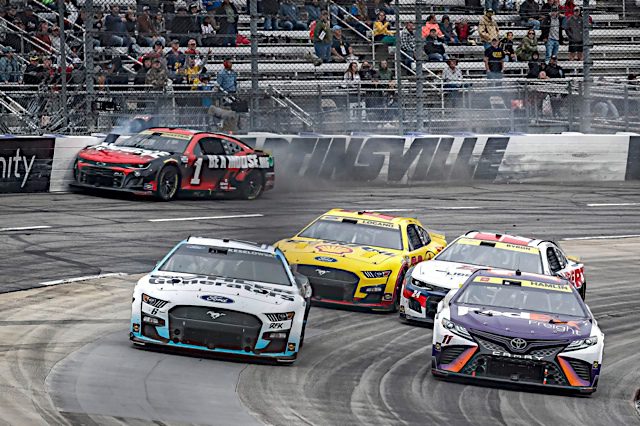 Ross Chastain makes controversial move during Xfinity 500