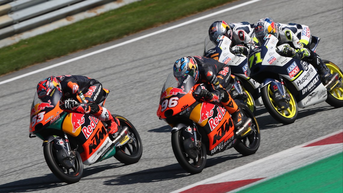 Moto3: Oncu secures photo-finish victory ahead of Holgado in Austrian GP