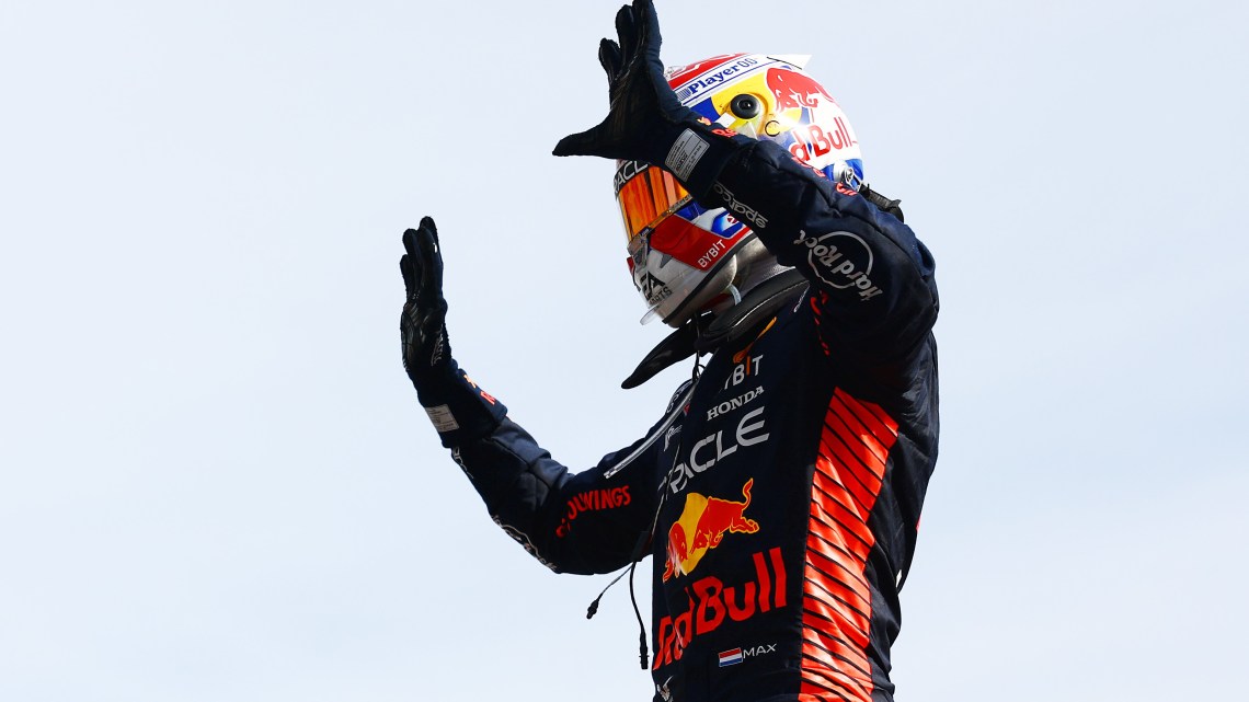 Verstappen breaks F1 record with 10th consecutive win