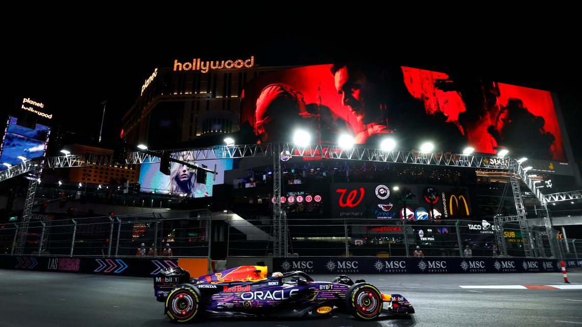 Las Vegas GP: Leclerc on top of bitesize FP1 as a drain cover fails