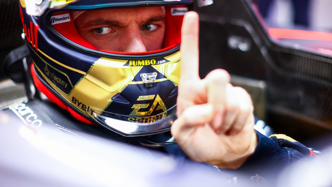 Verstappen qualifies on pole ahead of Leclerc at Abu Dhabi GP