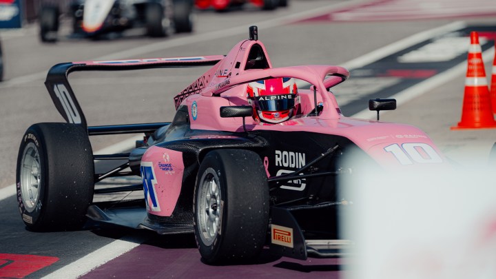 Alpine confirm Abbi Pulling for second F1 Academy season in 2024