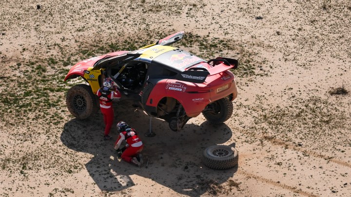 Dakar Rally – Stage 1: crashes and punctures