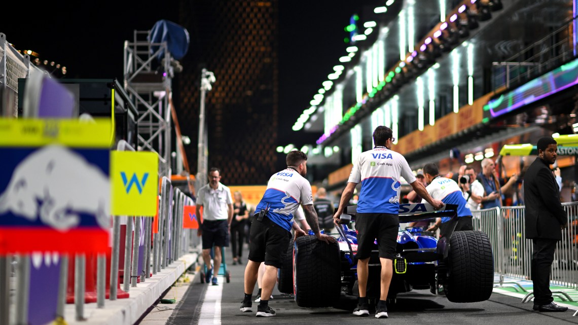 F1 2024 Saudi Arabian GP – LIVE: FP1