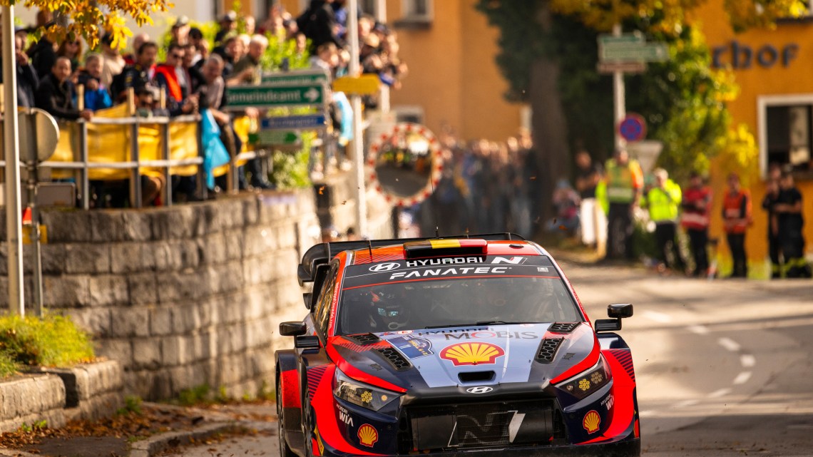 Hyundai doing everying it can to win WRC titles