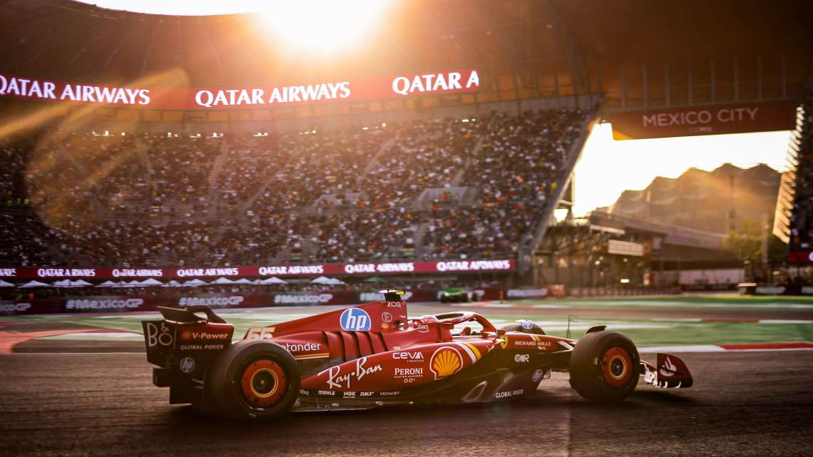 Sainz tops extended Mexico GP FP2 as Russell has heavy crash