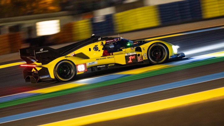 Ferrari continues to lead Le Mans 24 after 8 hours