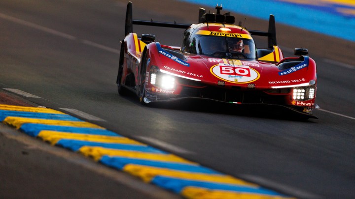 Ferrari takes the lead after four hours of Le Mans 24