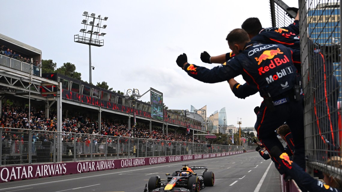 Max Verstappen secures Azerbaijan Grand Prix win as Piastri crashes