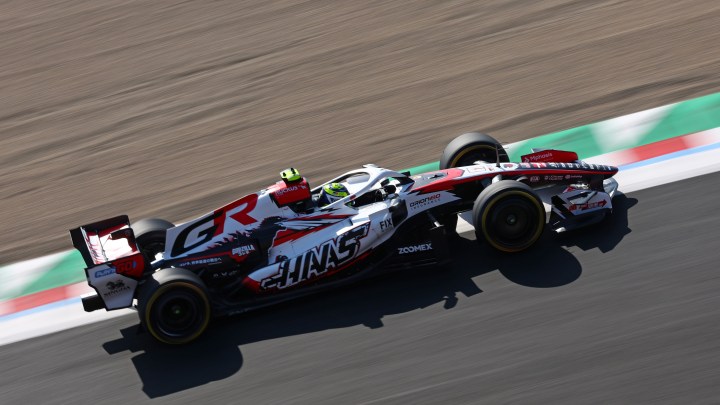 Oliver Bearman suffers ‘knee contusion’ after 50G Japanese GP impact