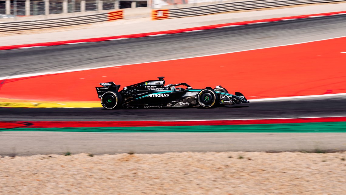 Joshua Dürksen completes F1 test marking historic moment