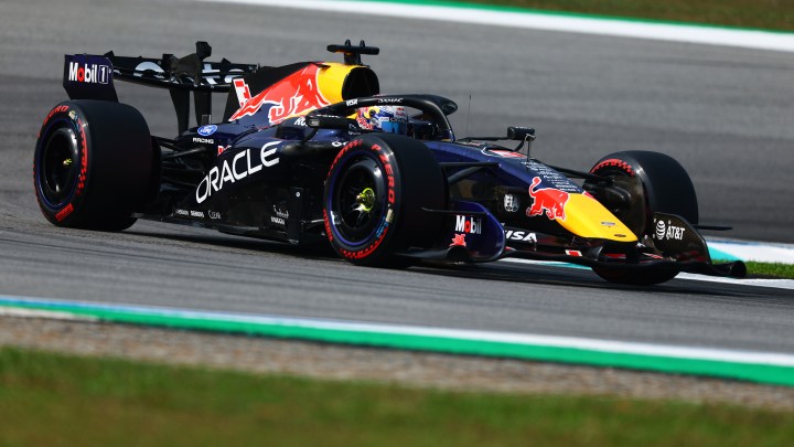 Max Verstappen claims first pole of 2026 at Bahrain Grand Prix in Malaysia